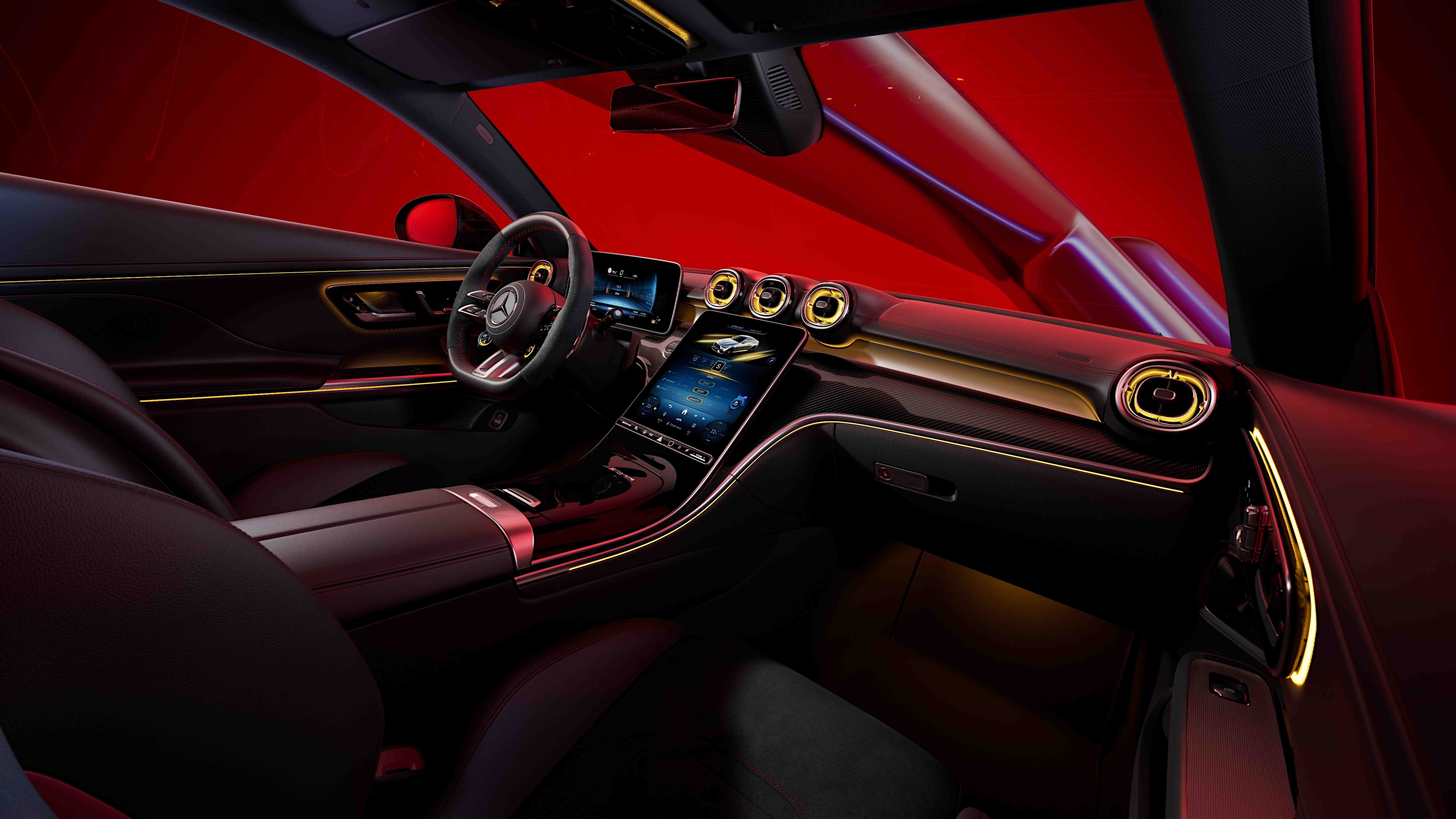 圖5、MBUX 3.0 多媒體系統，配備 5G 通訊模組與進階娛樂套件，將行車時光轉化為專屬的個人空間